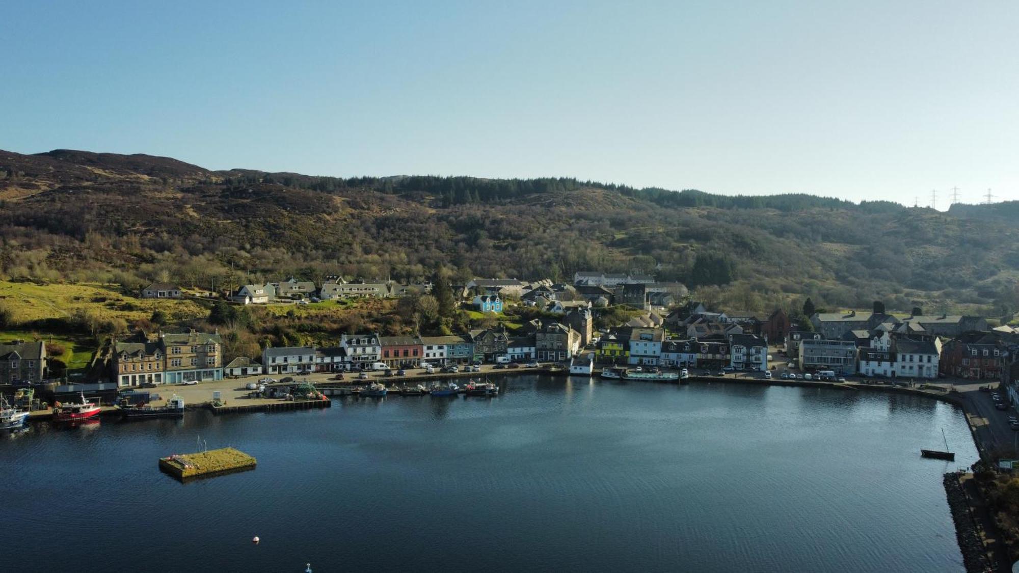 Hotel The Waterfront à Tarbert  Extérieur photo