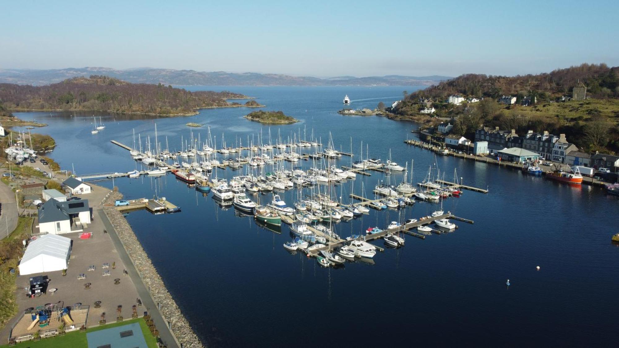 Hotel The Waterfront à Tarbert  Extérieur photo