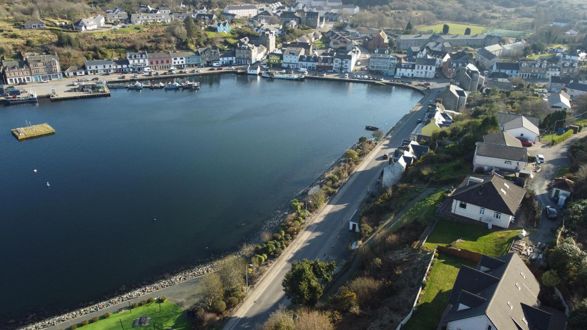 Hotel The Waterfront à Tarbert  Extérieur photo